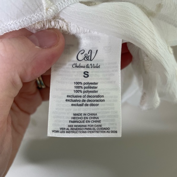 Chelsea & Violet White Cold Shoulder Blouse Small - Picture 4 of 5